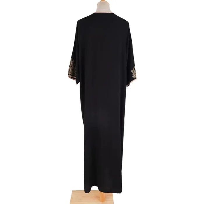 Kaftan Preto Bordado Dourado - Image 3